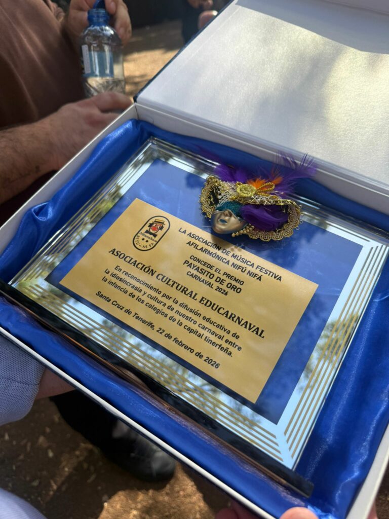 Educarnaval recibe el Payasito de Oro de la Afilarmónica Ni Fú-Ni Fá